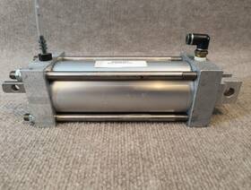 B3000-601 Airman Pneumatic Cylinder Single Action 2.5 Inch Bore 4 Stroke Airmaninc.com