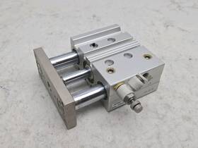 Tcm25x30s Airtac Guided Pneumatic Cylinder Dual Rod 25mm Bore 30mm Stroke Tcm25x30s Airtac Guided Pneumatic Cylinder Dual Rod 25mm Bore 30mm Stroke