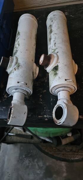 035000223 Altec M2116181 Hydraulic Cylinder Double-acting Derrick Digger