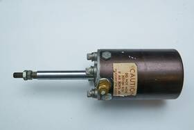 506-922 Bellofram Pneumatic Air Cylinder Series F 2.3 Inch Bore 1.8 Stroke Flange Mount
