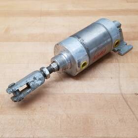 701-dxp Bimba Pneumatic Cylinder 1 Inch Stroke 3 Bore - Used