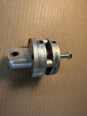 Fo-17-0.5-1 Bimba-flat-1 Flat-1 F0-17-0.5-1 Bimba-flat - Pneumatic Cylinder 5/8 Inch Shaft X 1/2 Stroke Used
