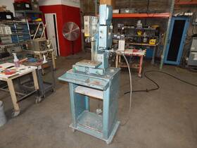 P-2txts-100dsag Btm Pneumatic Press M4569