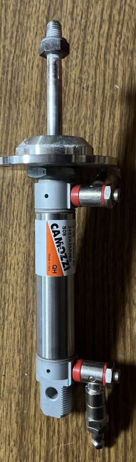 24s2a25a060 Camozzi S09 Pneumatic Cylinder In24s2