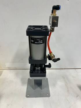 W021832 Chen Sound Industrial Co Pneumatic Boosting Cylinder Used