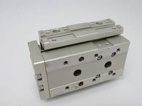 Lcr-2030s5d Ckd Linear Cylinder 20mm Bore 30mm Stroke No Fittings Used