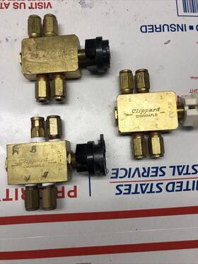 Fv-5p Clippard / Fv5p Lot Of 3 Pre Owned With Brass Adapters