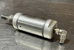 Ssr-20-1 Clippard Ssr-20-1/2 Pneumatic Cylinder Used Surplus