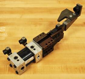 865b-na-27-22 De Sta Co Pneumatic Cylinder Power Clamp - Used