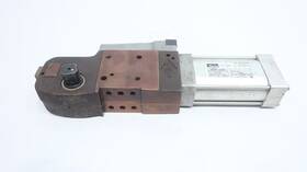 82g5n-611e603-22790a Destaco Power Clamp