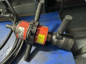 80-40125 Elliott Elliot Tube Tugger