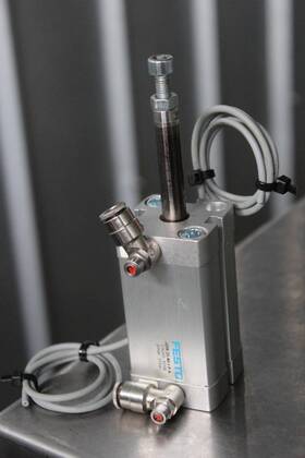 Adn-25-40-i-p-a Festo 536265 Double Acting Air Cylinder 40mm Stroke 25mm Piston