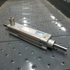 Dnc-40-70-ppv-a-s2-k3-kp Festo Pneumatic Cylinder - Used