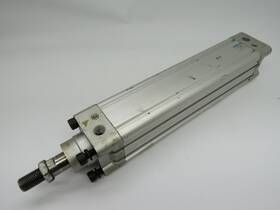 Dnc-50-200-ppv-a Festo 163376 Pneumatic Cylinder 50mmb 200mms Cos Dmg Used