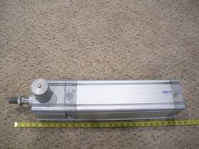 Dnc-125-300-ppv-kp Festo Dnc125300ppvkp Pneumatic Cylinder 163494 125mm Piston 2000 Stroke Used
