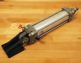 Dng-2-6.5-ppv-a Festo Dng-2 Inch -6.5 -ppv-a Pneumatic Cylinder 2 Bore 6.5 Stroke 145 Psi 10 Bar
