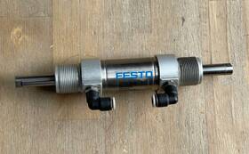 Dsnu-32-25-p-a-s2-k3-30k8 Festo Pneumatic Cylinder 150psi
