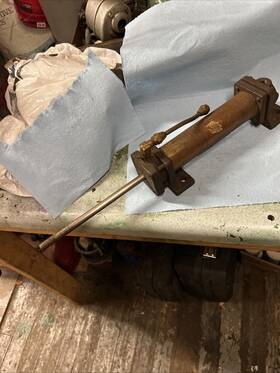32828 Hanna Cylinder