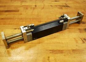Le32-200 Held Pneumatic Linear Slide Actuator - Used
