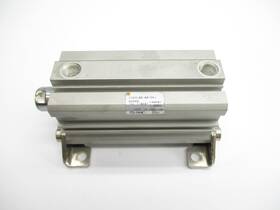 Knox090016363-cdq2l32-60-daj Industrial Mro Smc Cdq2l32-60-daj 145psi Unmp