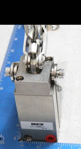09050a06d1-27 Industrial Tool Toolle-112392-1 Pneumatic Cylinder With De Sta Co Bracket