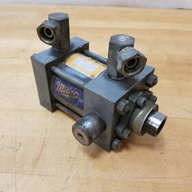 Ii81b Miller 2-1/2 Inch Bore 1 Stroke Hydraulic Cylinder. Psi 2900 - Used