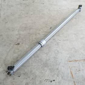 C17496 Milwaukee Cylinder 42/12ns Pneumatic 2 Inch Bore 68 Stroke 250psi With Sensors