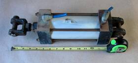 1078284 Norgren Elgin Crosswind Sweeper Broom Lift Air Cylinder 3-1/4 Inch Bore 5-1/2 Stroke 107848