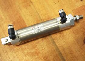 Rle02a-dap-ca90 Norgren Pneumatic Cylinder 1-1/4 Inch Bore 2 Stroke - Used