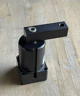 Sc032b13cx Numatics Pneumatic Swing Clamp