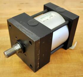 Snar-0111e-aaa0 Numatics Actuator 250 Psi Cylinder - Used