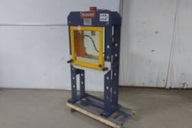Palmgren 9661613a 25 Ton Capacity 10 In Cylinder Stroke Hydraulic Press D