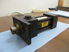 Cj2hltvs29a Parker 01.50 2.250 Series 2h Hydraulic Cylinder 3000 Psi Used