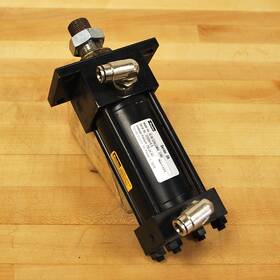 Cj2alu38ac Parker 02.00 3.000 Pneumatic Cylinder 2 Inch Bore 3 Stroke - Used