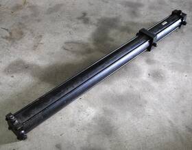 Dd2anus14a Parker 04.00 60.00 Pneumatic Cylinder. Series 2an - Used