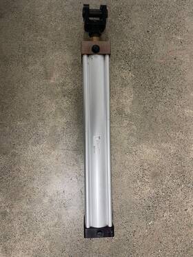 3.25cbc4ma3u34ac20.00 Parker Air Cylinder 3-1/4 Inch Bore 20 Stroke 1-3/8 No.3 Rod