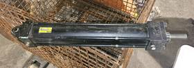 Cbb-2huls33mc Parker Hydraulic Cylinder 63.5 Bohrg. 430 Hub