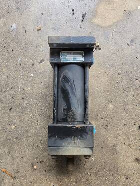Ch-2a Parker-hannifin 14c Pneumatic Cylinder Bore 3.25 Str 4 Norm Wp. 250
