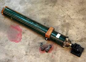 Cp6400x34s Peninsular Inc. Cylinder. Bore 4.0 Stroke 34s Probe 1.250. - Used