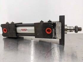 2-p-d-m Phd 1-1/8 1-1/2-p-d-m Tom Thumb Ne Agmf 1 X Pneumatic Cylinder Magnetic Piston