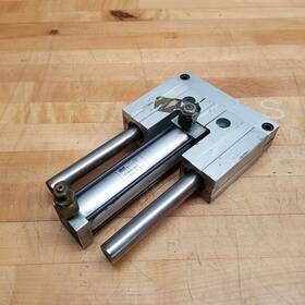 Sdd24 Phd X 4 1/2 Pneumatic Slide Cylinder 3/4 Inch Shaft 4-1/2 Travel