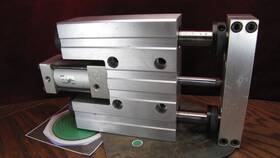 Seb26 Phd Versatile Thruster Pneumatic 50mm Stroke Guided Slide Cylinder