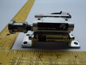 08223912xx Rexroth 08223912xx/h15 K503692 Pneumatic Cylinder T17495