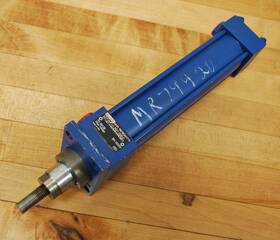 R978024775 Rexroth Pneumatic Cylinder 1000 Psi - Used