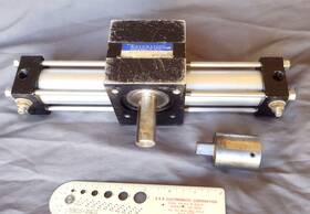 A3-180-tc-s75-f4-1 Rotomation A3-180-tc-s75-f4-1/4-1-p Rotary Actuator Model 3/4 Inch Shaft Used