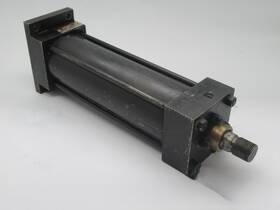 Pad112811 Schrader Bellows Cylinder 3.25 Inch Bore 9 Stroke Cos Dmg Used