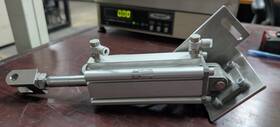 25a-cdq2d40-100dmz-m9bwl Smc Pneumatic Cylinder With Rear Mount