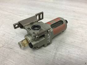 Smc Al20-n02-3cz 150 Psi Lubricator Used