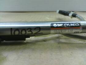 Cdj2b10-110 Smc Air Cylinder With 2 D-h7a1 Switches