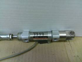 Cdmb20-25 Smc Air Cylinder With 1-d-h7a1 Auto Switch